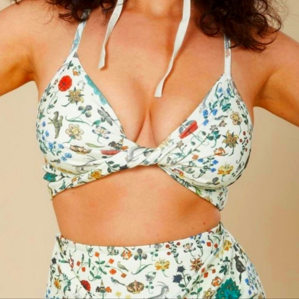 Samantha Pleet Vortex Illuminated Bikini Top